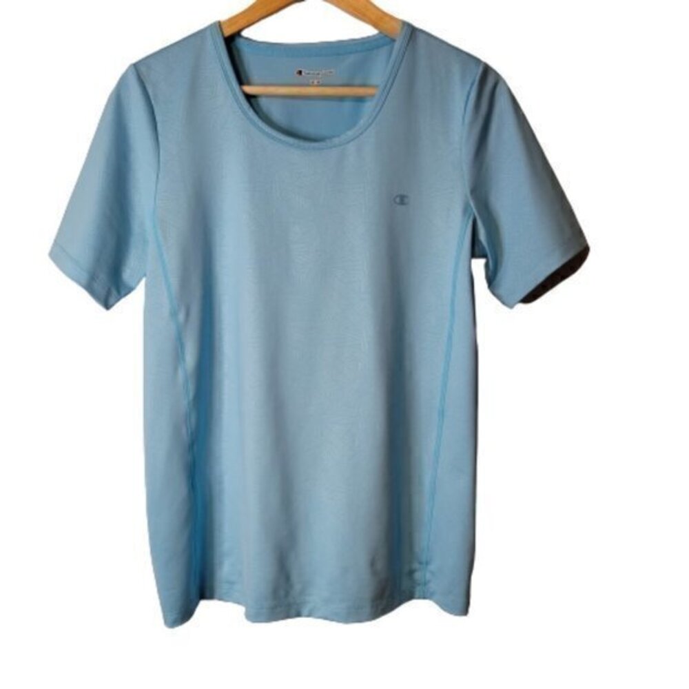 CLEARANCE Champion Short Sleeved Athletic Tee Size Mediumโโโโโโโโโ